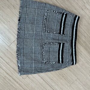 SHEIN Black and White Plaid Mini Skirt